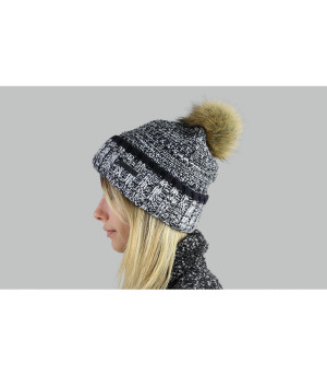 Schwarz weiße Mütze Fell Bommel Petunia Beanie black